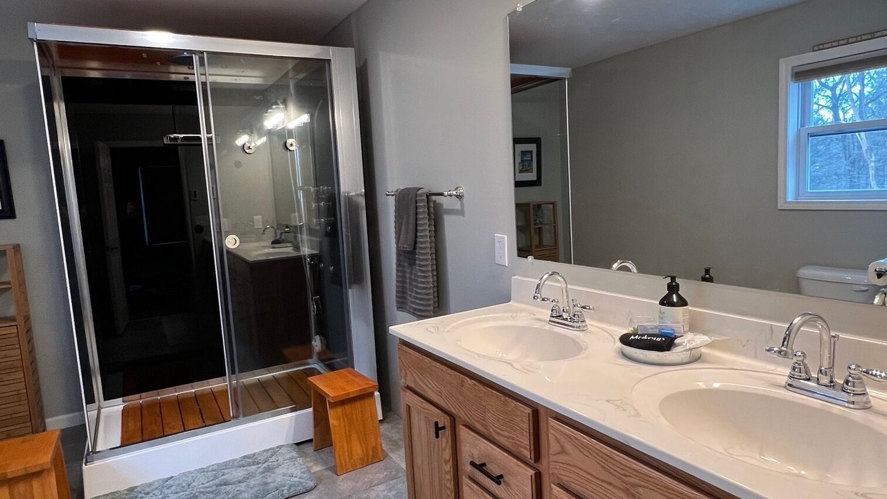 Photo of Bathroom in Kresgeville
