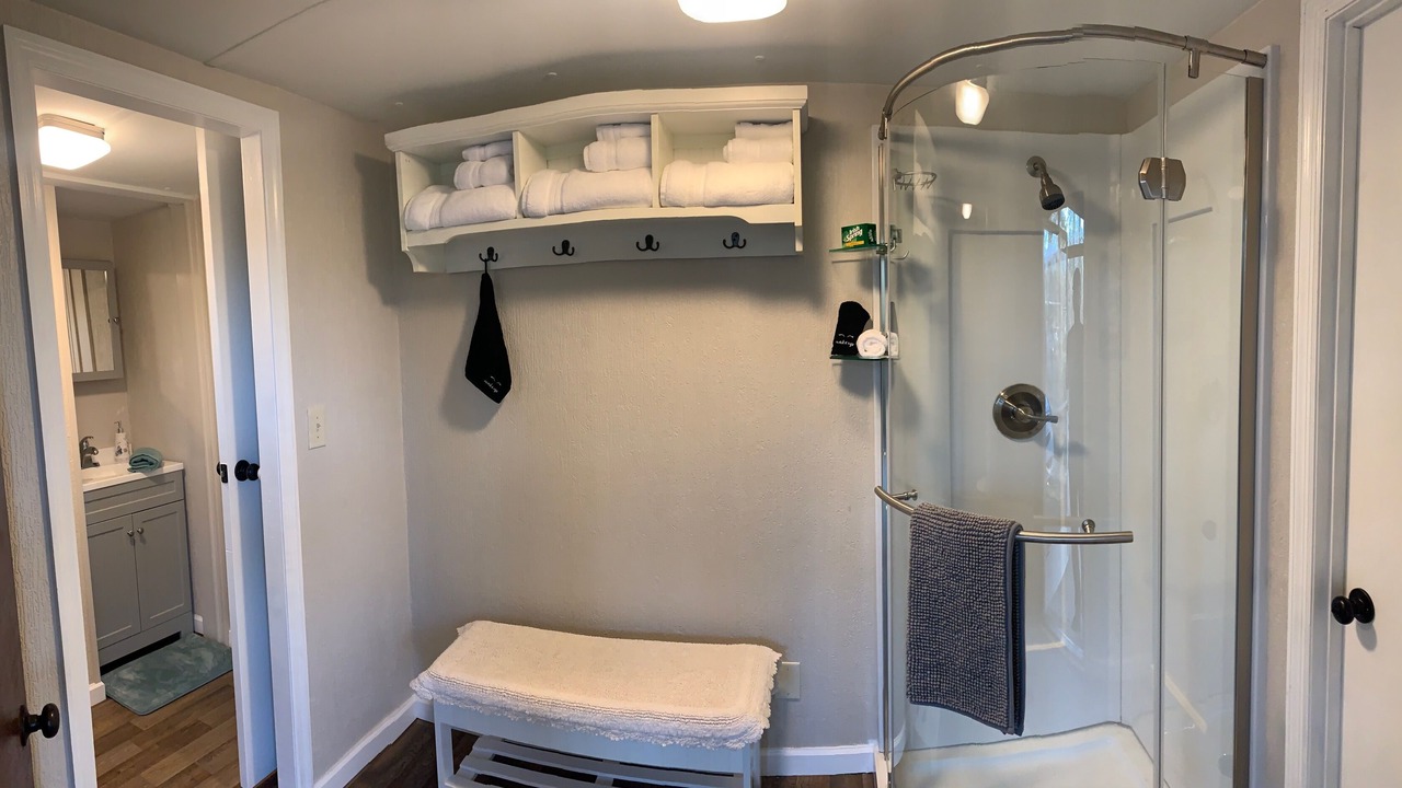 Photo of Bathroom in Kedron