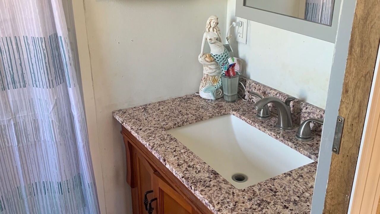 Photo of Bathroom in Kedron