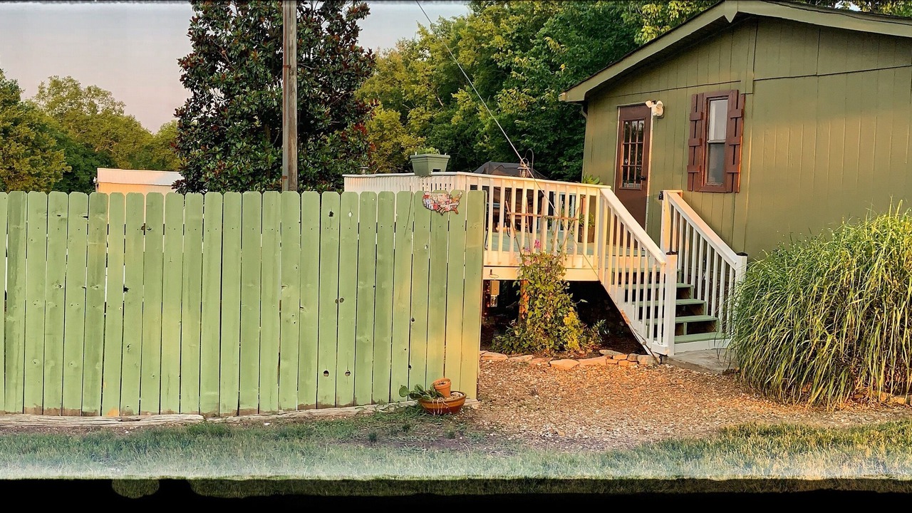 Photo of Outdoor in Kedron