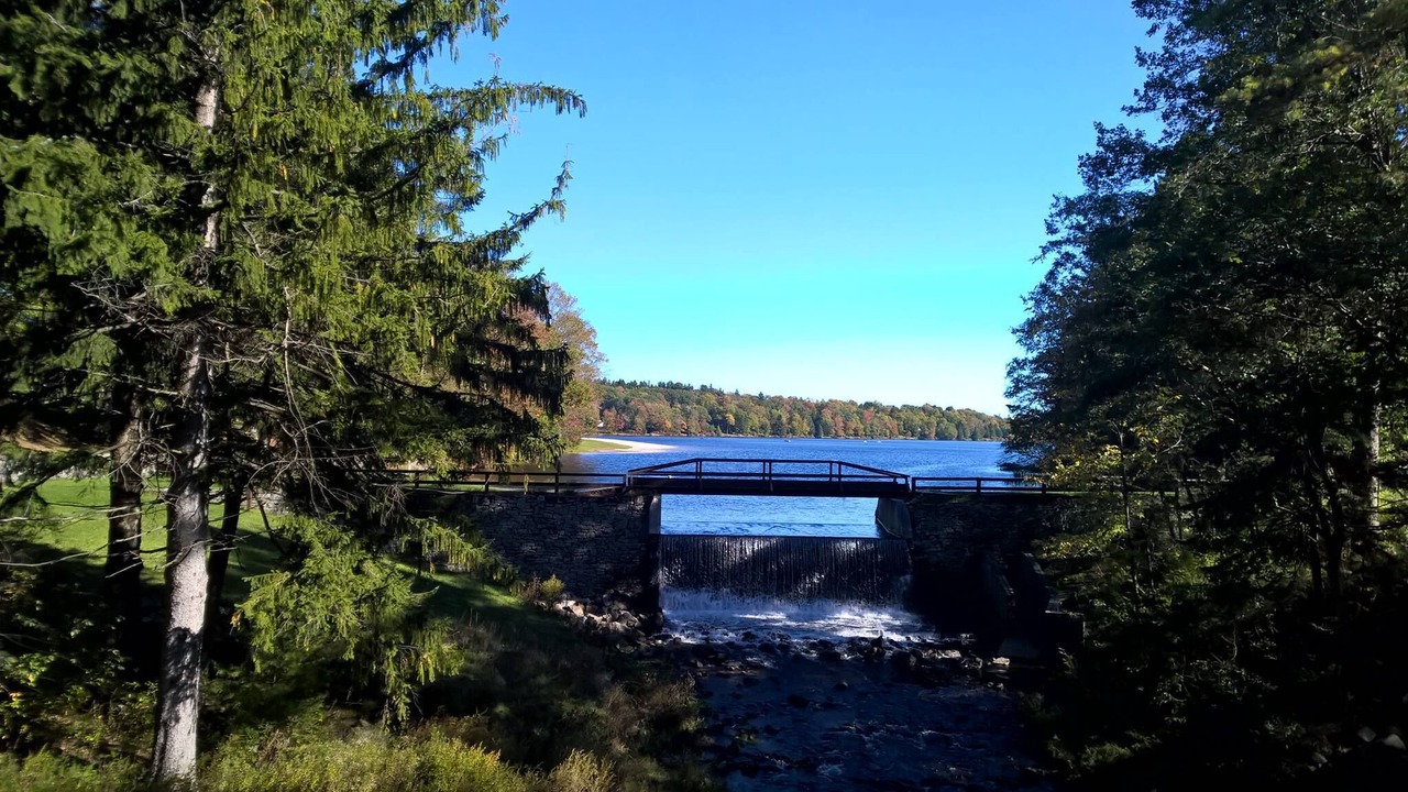Photo of Outdoor in Greentown