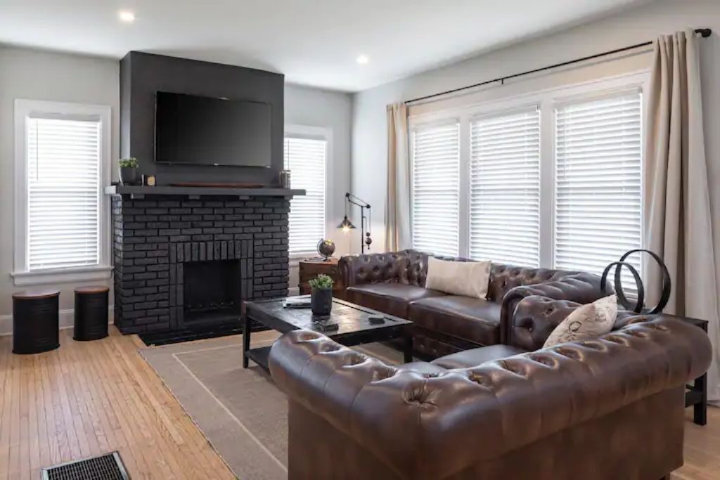 Photo of Livingroom in Hamilton