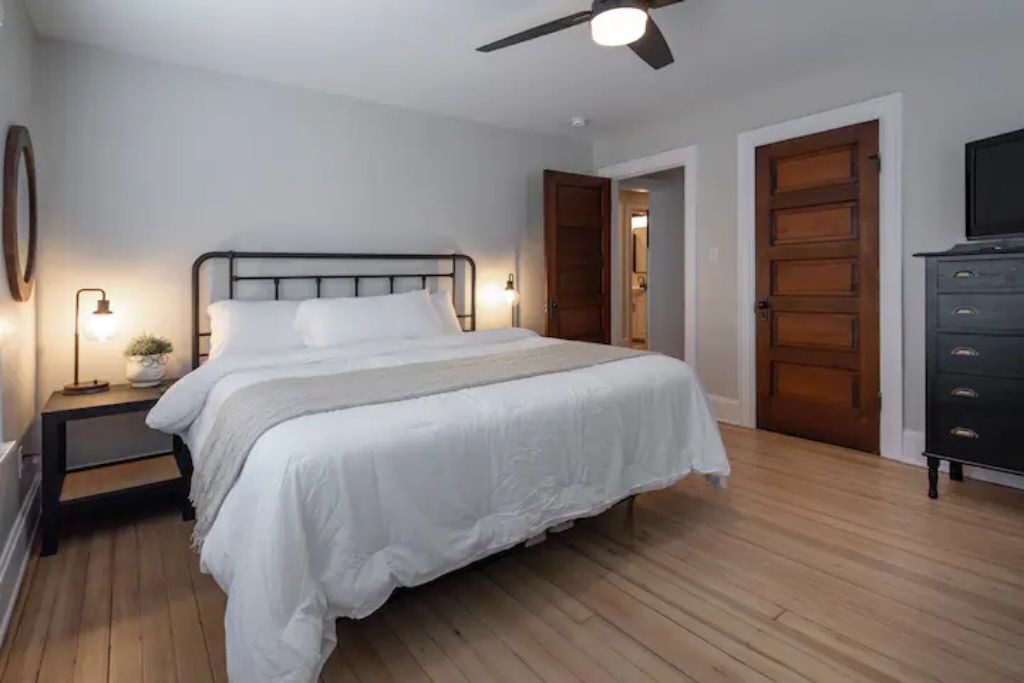 Photo of Bedroom in Hamilton