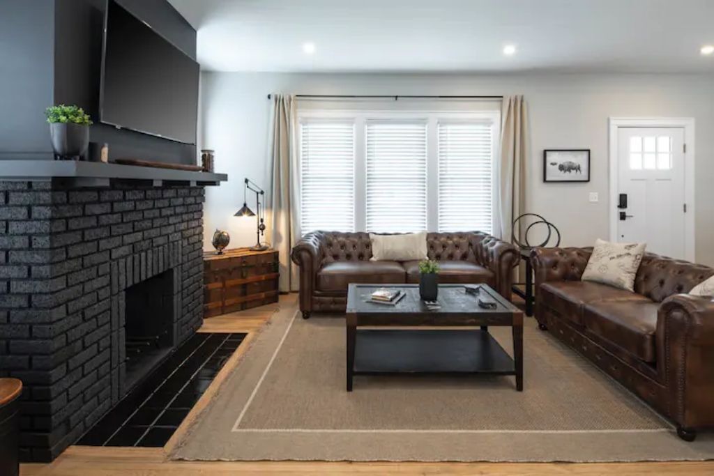 Photo of Livingroom in Hamilton