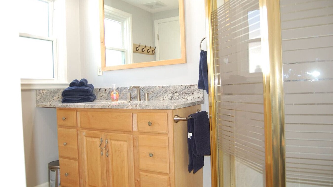 Photo of Bathroom in Huron