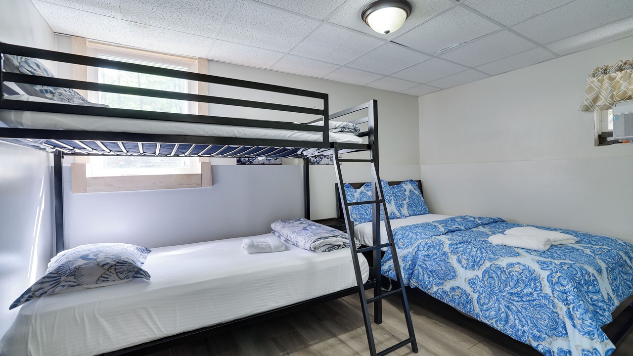 Photo of Bedroom in Tobyhanna