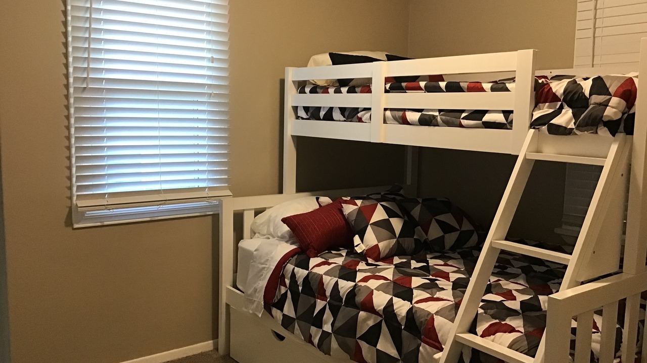 Photo of Bedroom in Madison-on-the-Lake