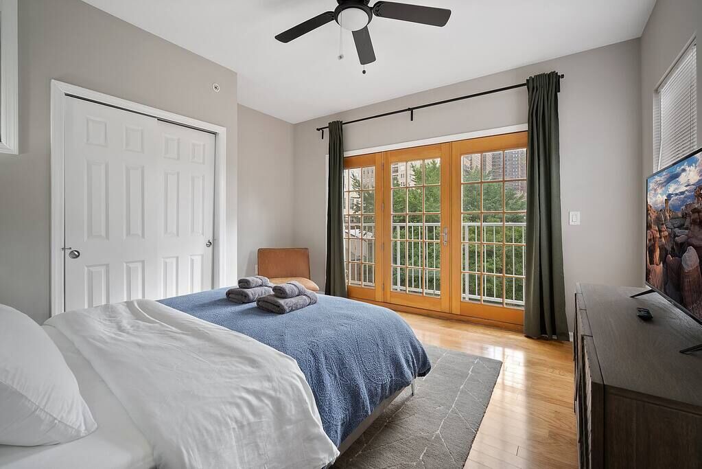 Photo of Bedroom in Rittenhouse Row