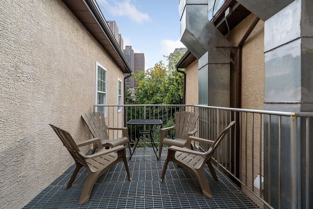 Photo of Patio Balcony in Rittenhouse Row