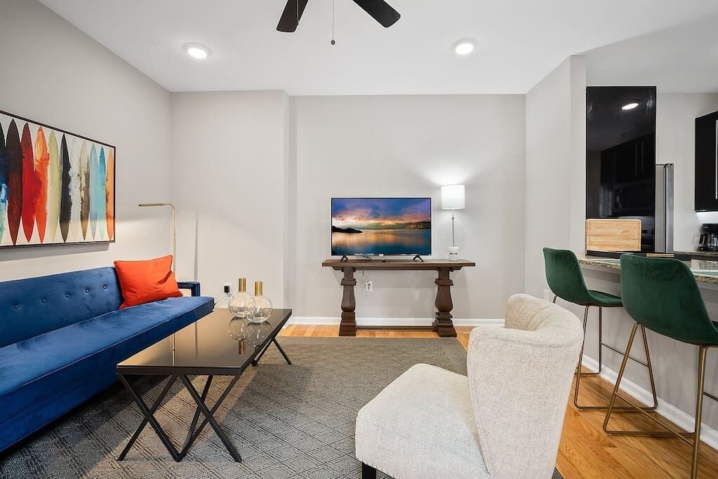 Photo of Livingroom in Rittenhouse Row