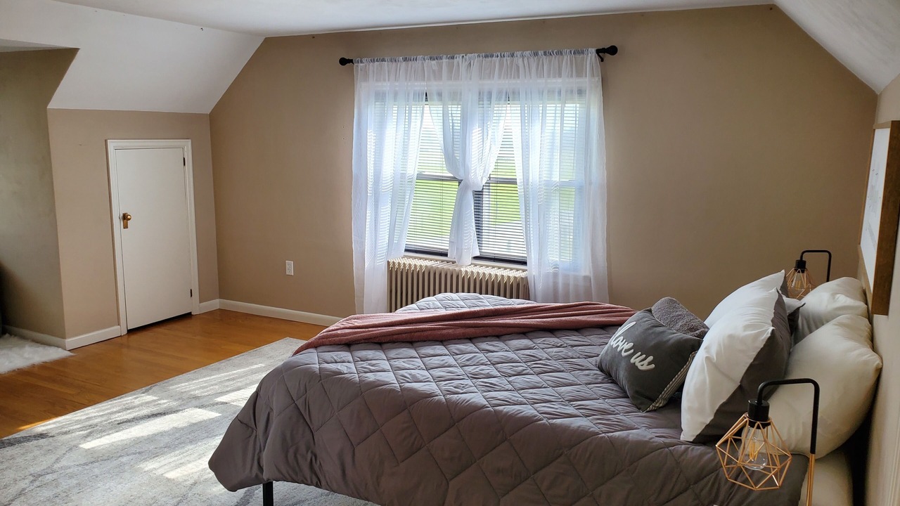 Photo of Bedroom in New Holland