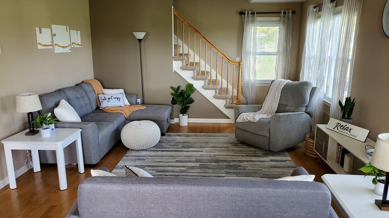 Photo of Livingroom in New Holland