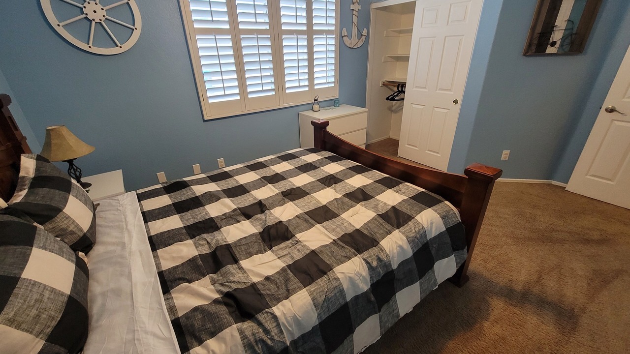 Photo of Bedroom in Arizona Skyline Community