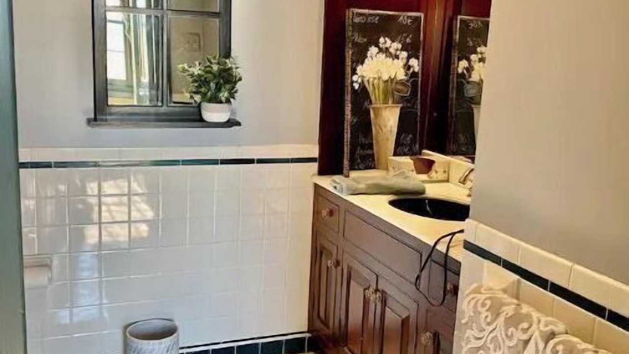 Photo of Bathroom in Newtown