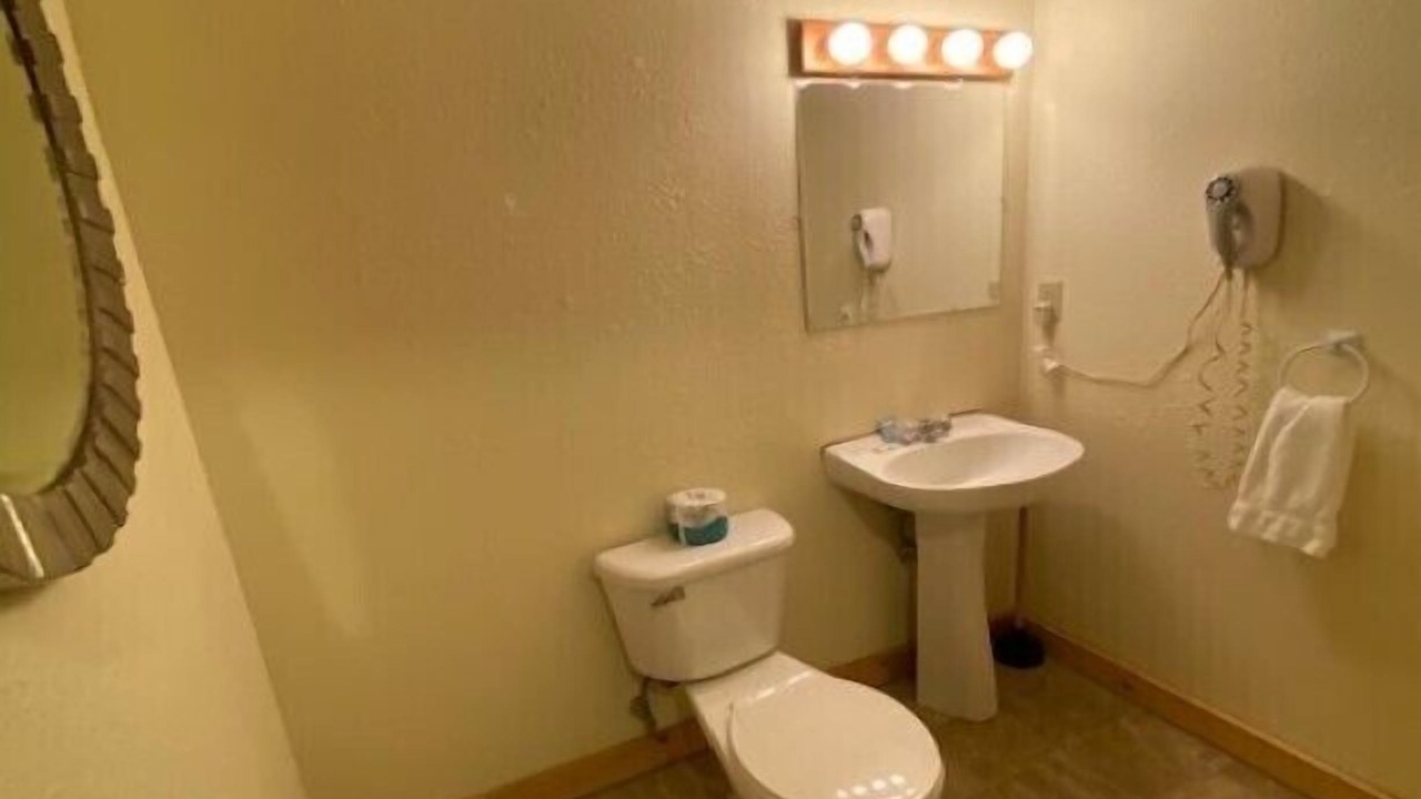 Photo of Bathroom in Stahlstown