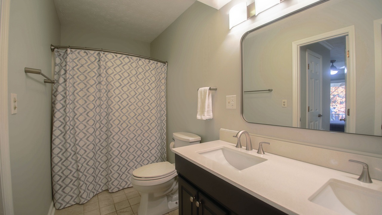 Photo of Bathroom in Jacksboro