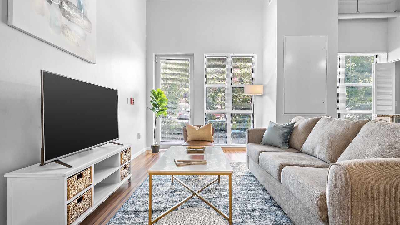Photo of Livingroom in South Side Flats
