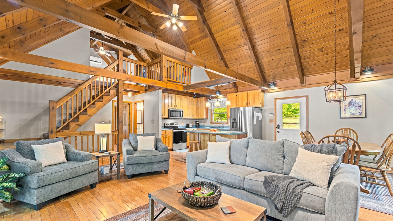 Photo of Livingroom in Sharps Chapel