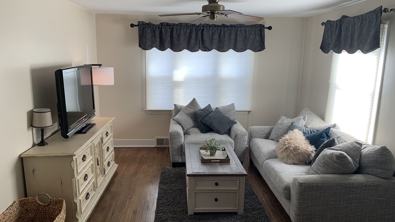 Photo of Livingroom in Margate City
