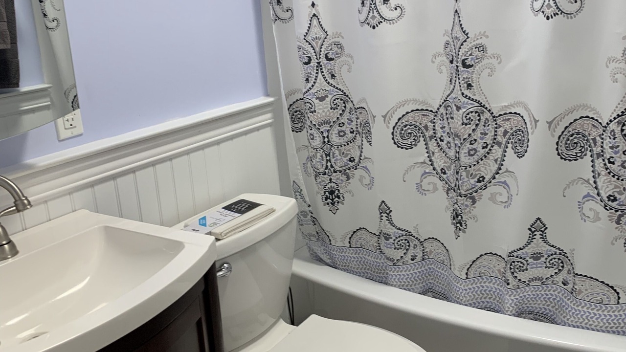 Photo of Bathroom in Margate City