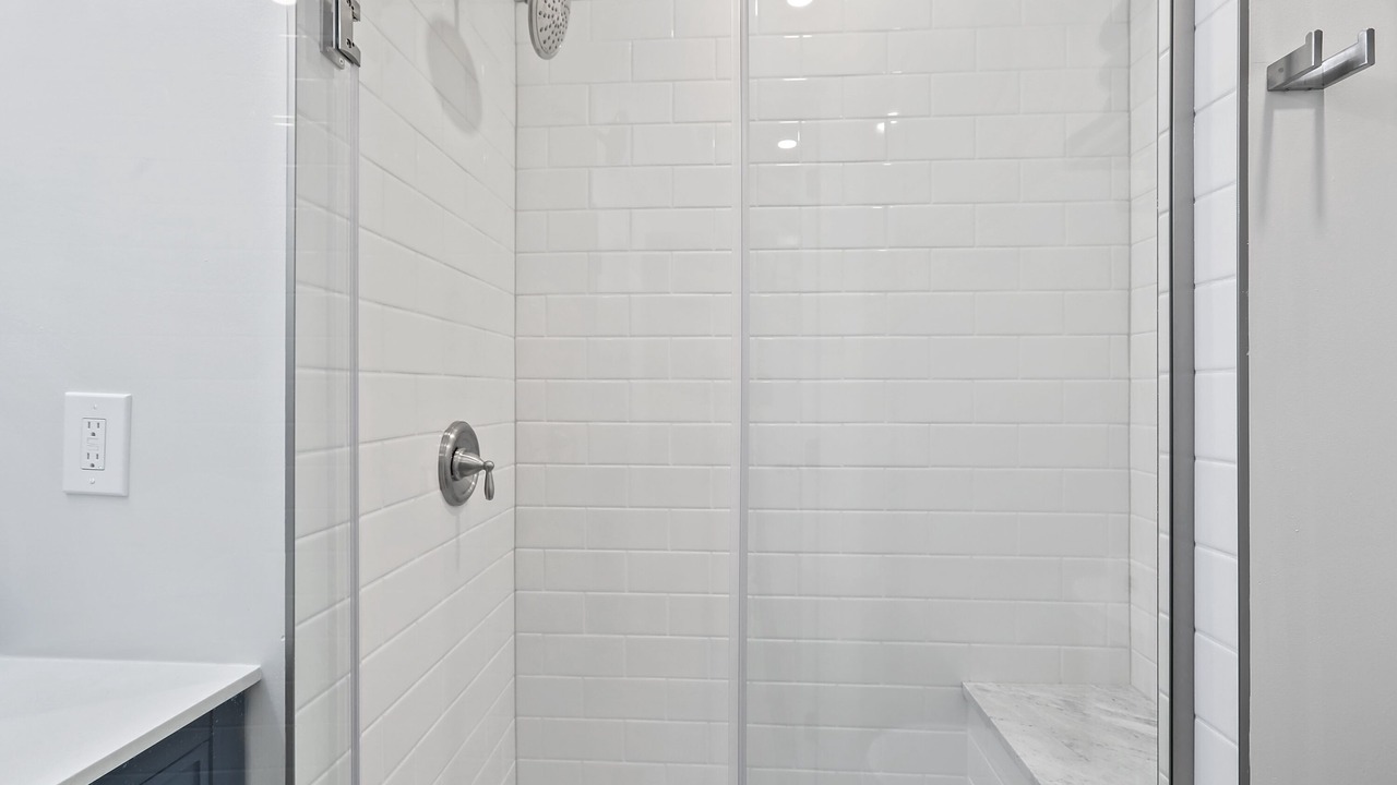 Photo of Bathroom in Wall