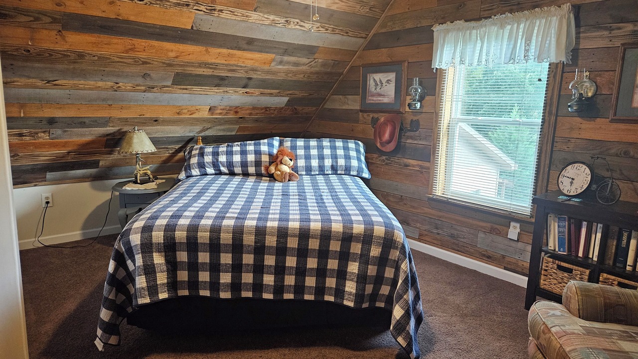 Photo of Bedroom in Cleveland