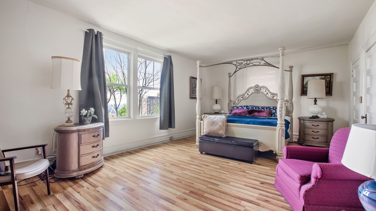 Photo of Bedroom in North Oakland