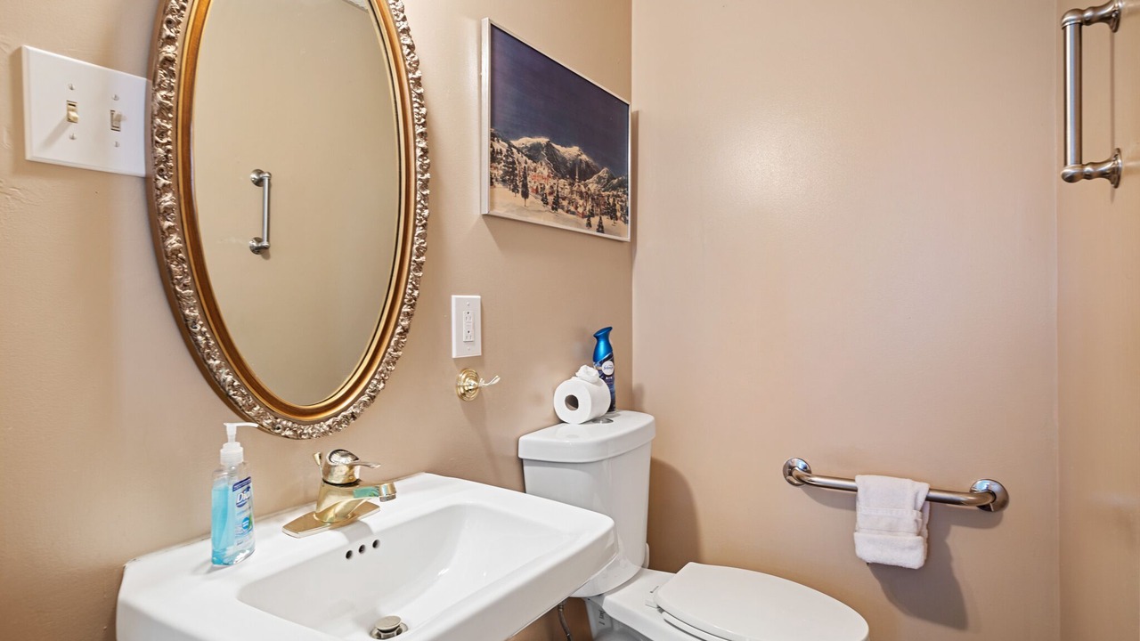 Photo of Bathroom in North Oakland