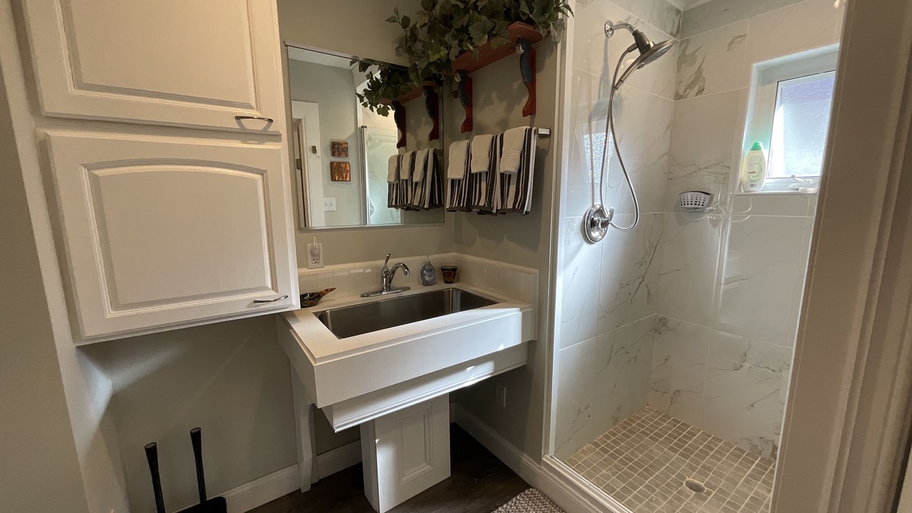 Photo of Bathroom in Black Creek