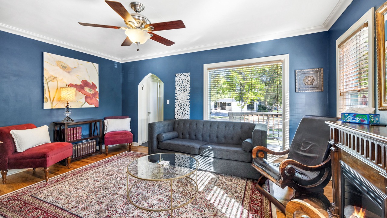 Photo of Livingroom in Veterans Park
