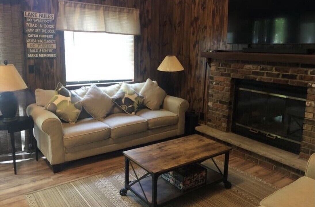 Photo of Livingroom in Hamlin