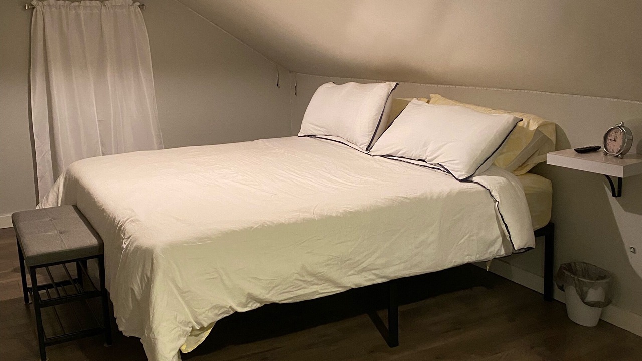 Photo of Bedroom in Elyria
