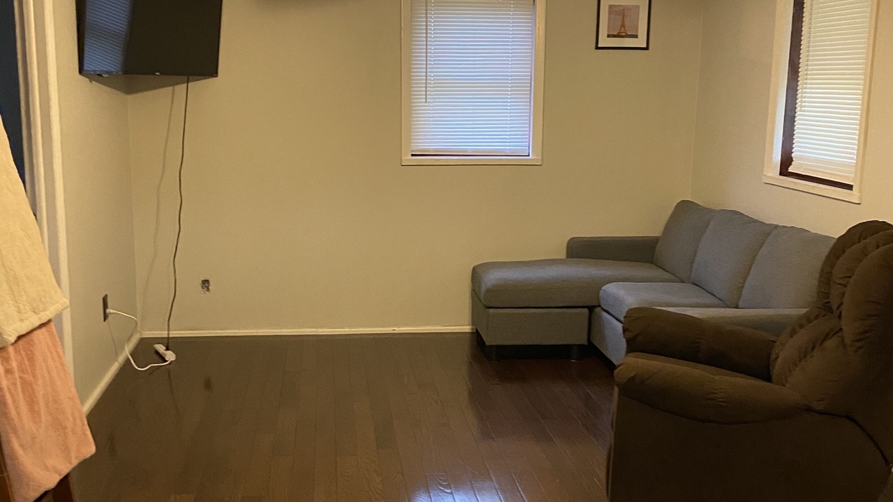 Photo of Livingroom in Elyria