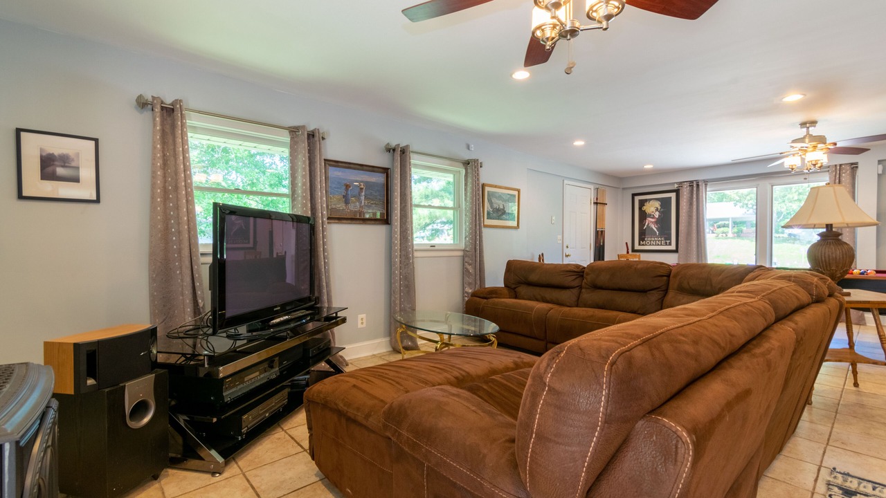 Photo of Livingroom in Simpsonville