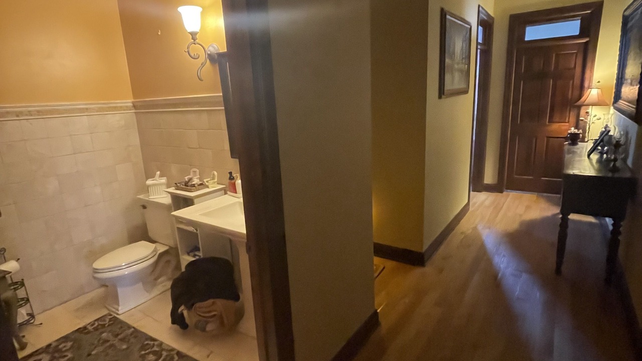 Photo of Bathroom in Admiral Estates
