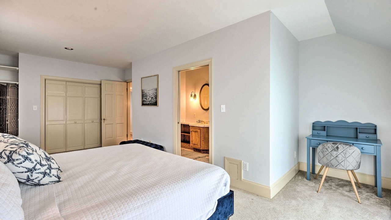 Photo of Bedroom in Urbanna