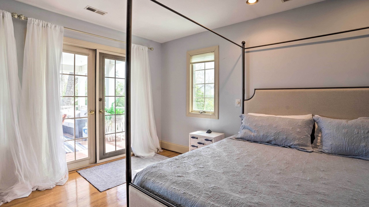 Photo of Bedroom in Urbanna