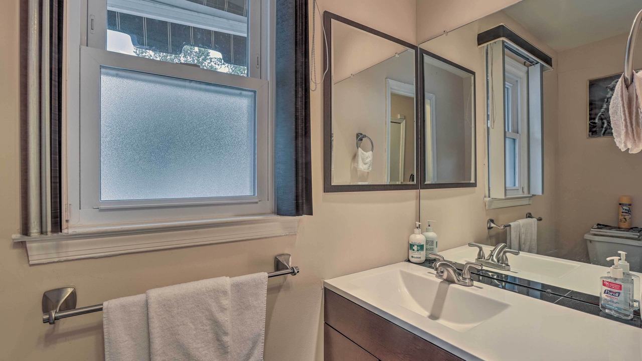 Photo of Bathroom in Adelphia
