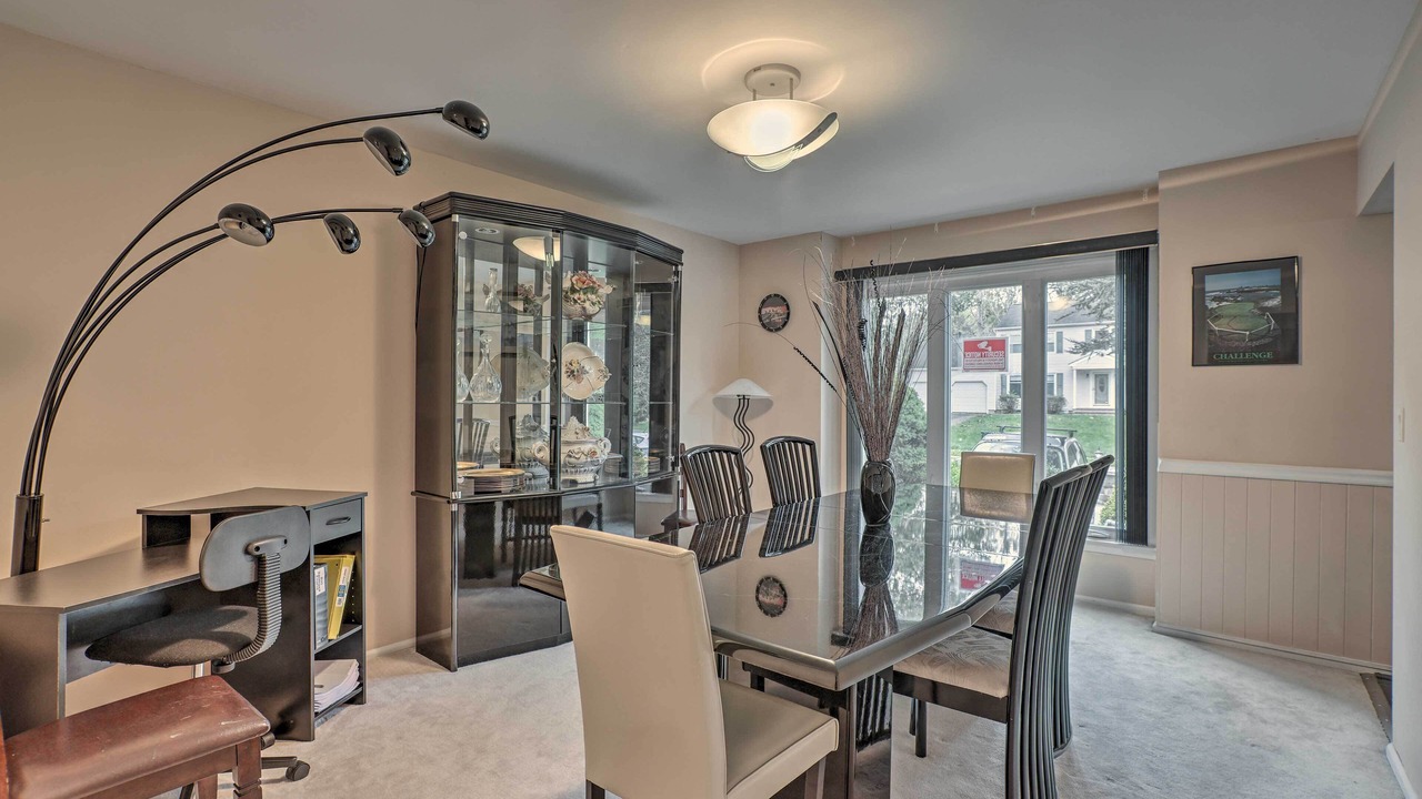 Photo of Bedroom in Adelphia