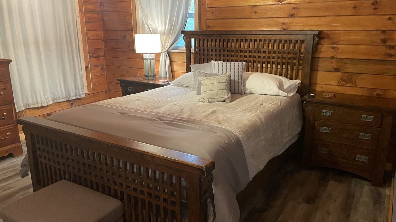 Photo of Bedroom in Logan