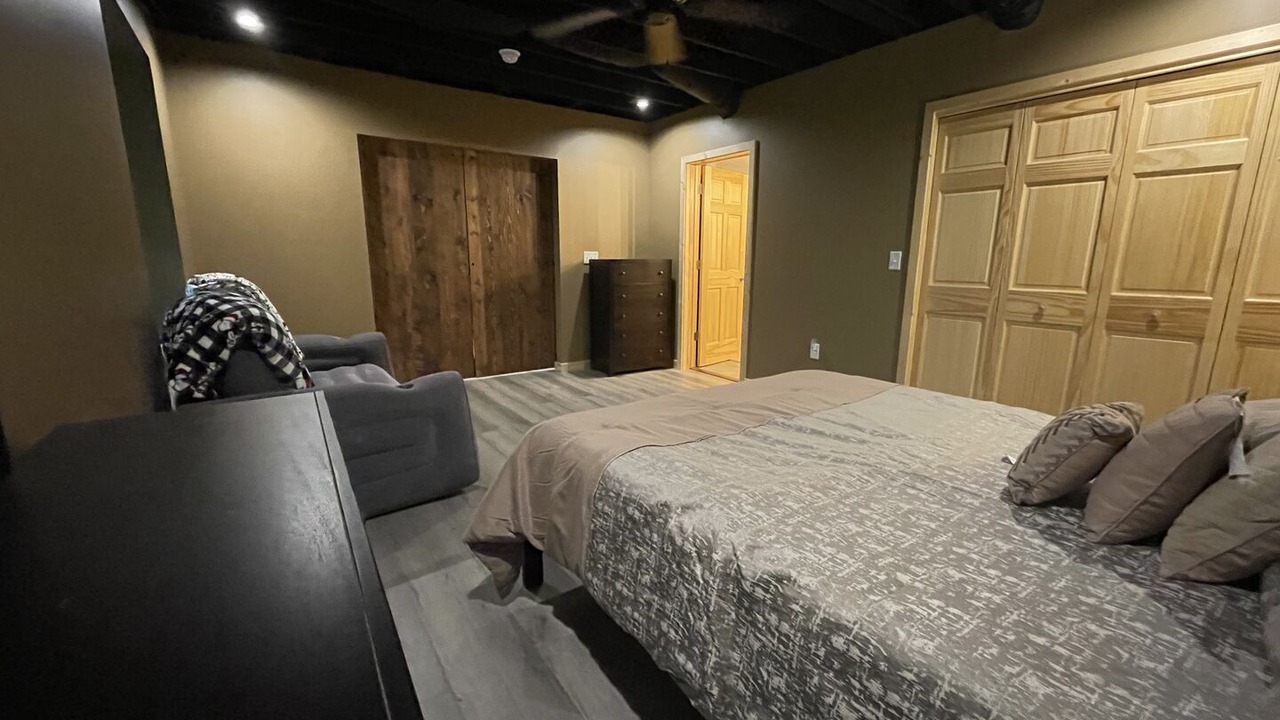 Photo of Bedroom in Logan