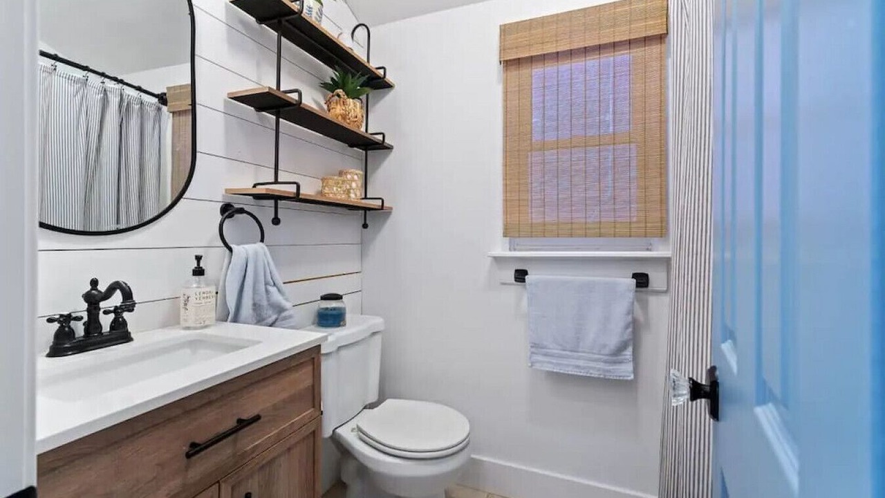 Photo of Bathroom in Margate City