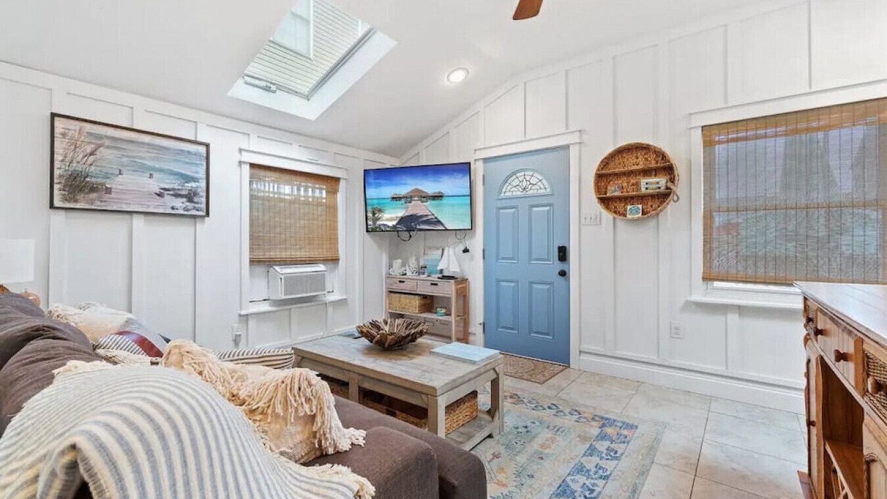 Photo of Livingroom in Margate City