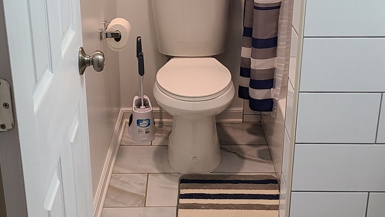 Photo of Bathroom in Linden