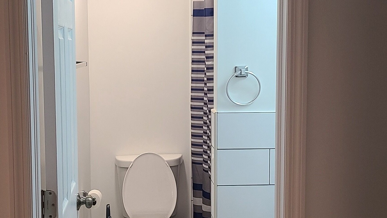 Photo of Bathroom in Linden