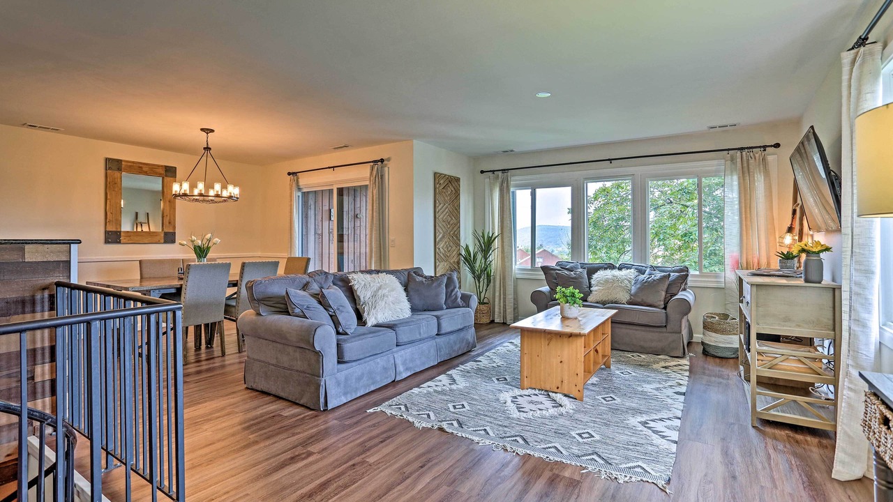 Photo of Livingroom in Vernon