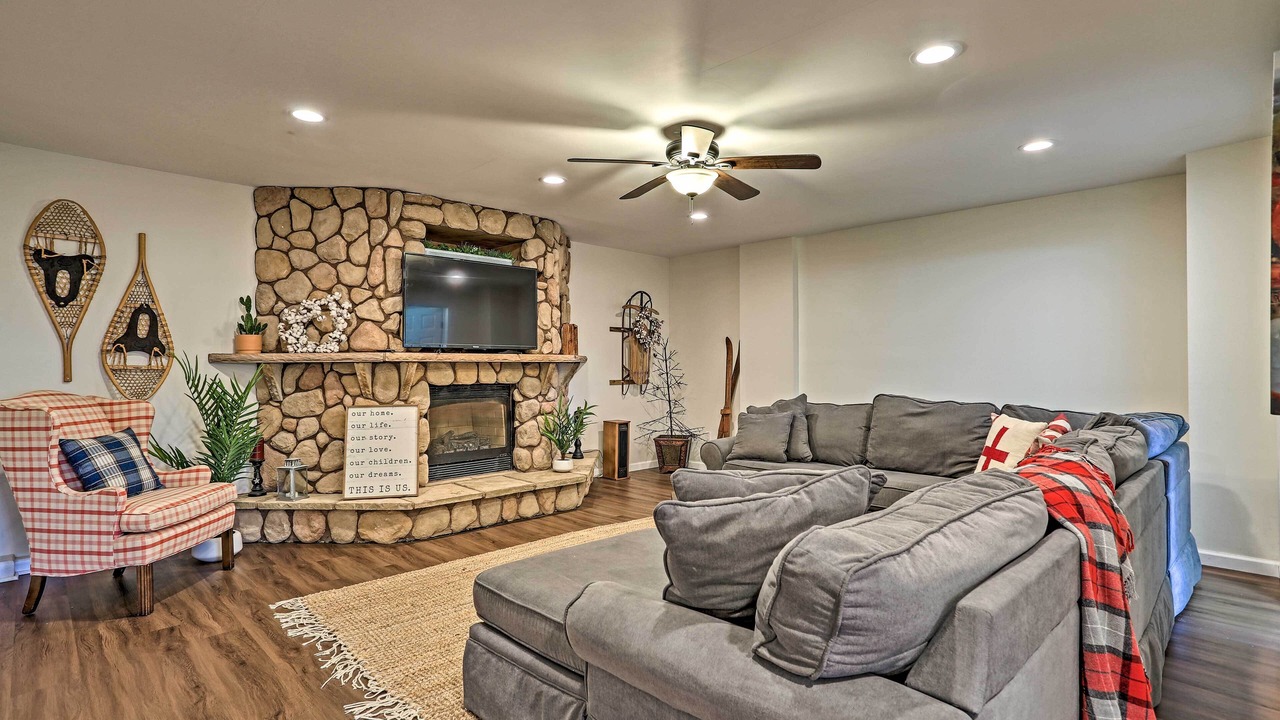 Photo of Livingroom in Vernon