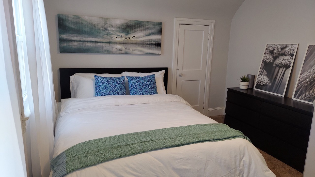 Photo of Bedroom in Ewing