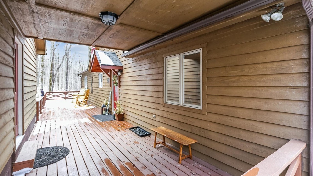 Photo of Patio Balcony in Old Timberline