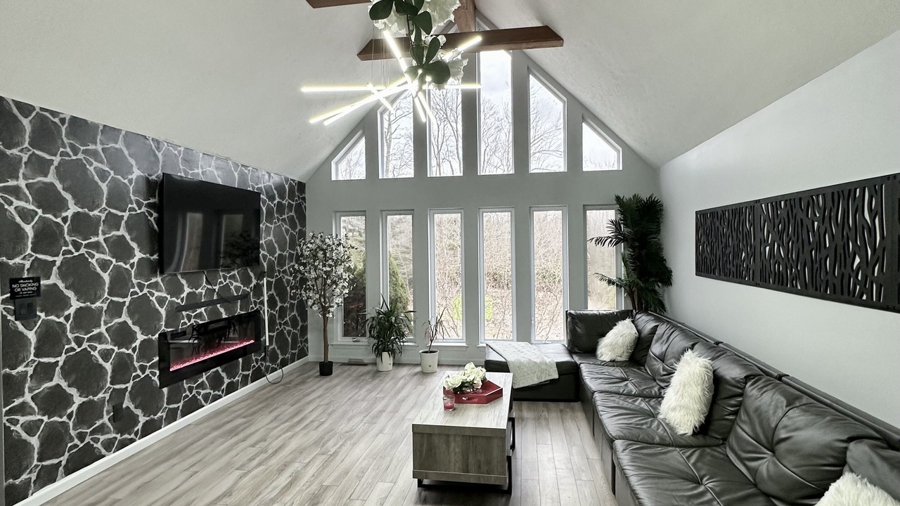 Photo of Livingroom in Pocono Pines